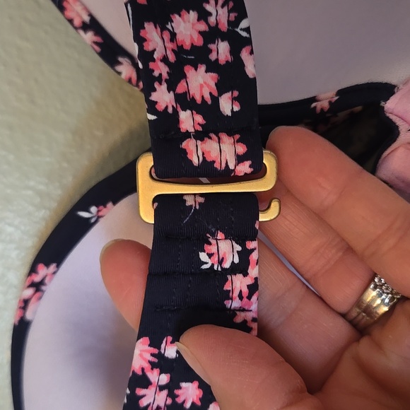 Draper James | NWT Navy & Pink Floral Twist Bikini Top Size Large - Picture 4 of 10